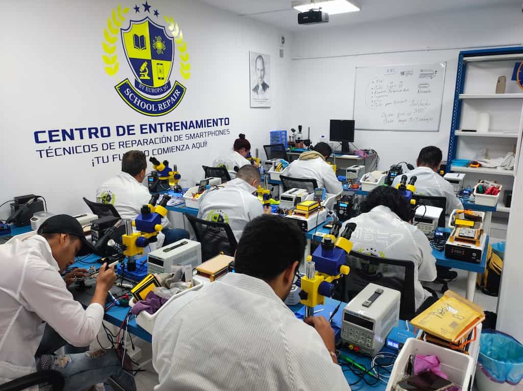 Aula Tecnico de Moviles